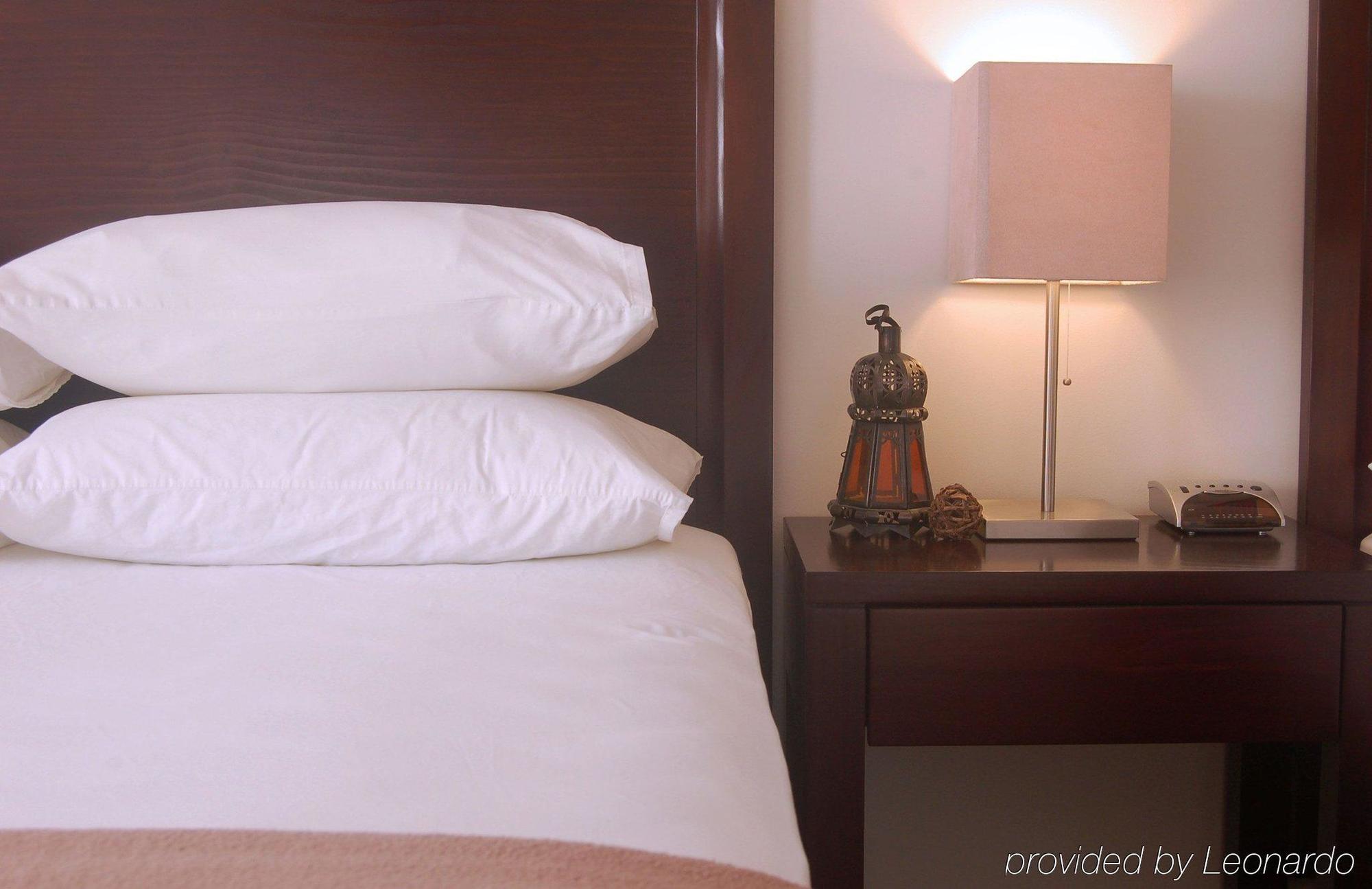 Checkers Resort Terrey Hills Phòng bức ảnh